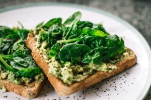 mashed-avocado-toast